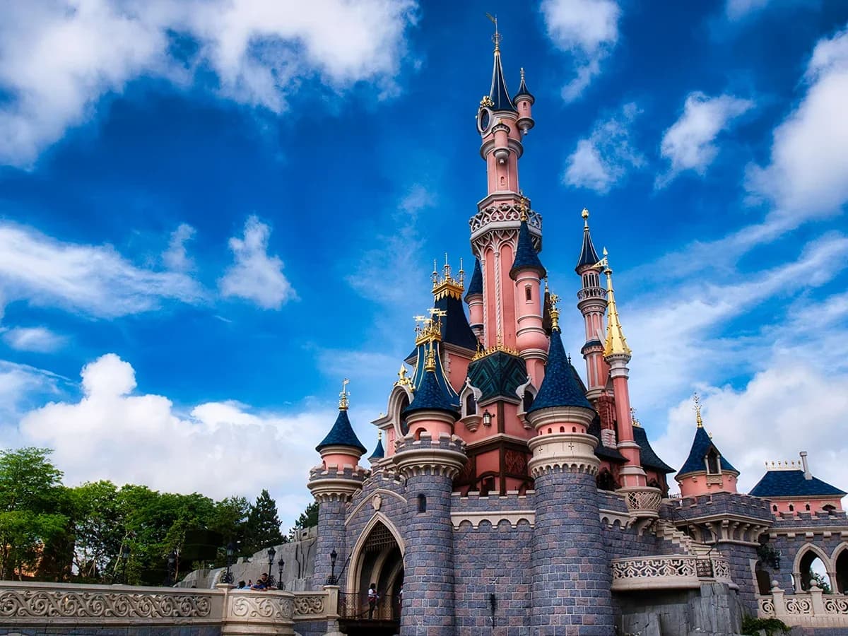 Fermetures d'attractions à Disneyland Paris cet été 2026 : ce qu'il faut savoir