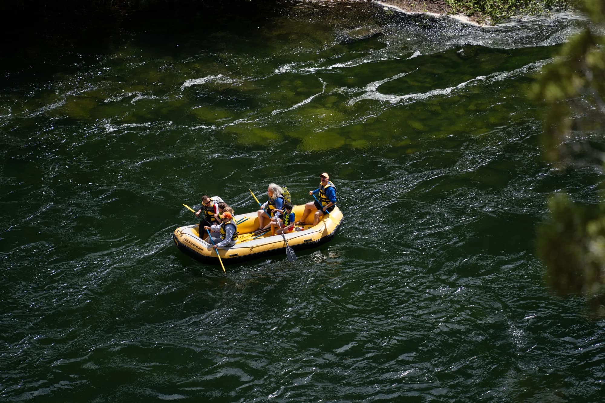 Rafting près de Lyon : Les lieux où pagayer en eaux vives