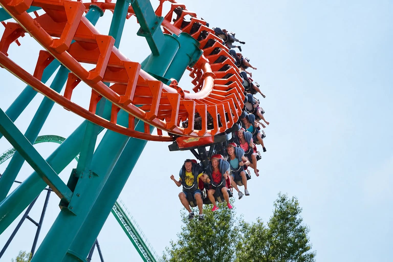 Walibi Rhône-Alpes : attractions, tarifs et visite
