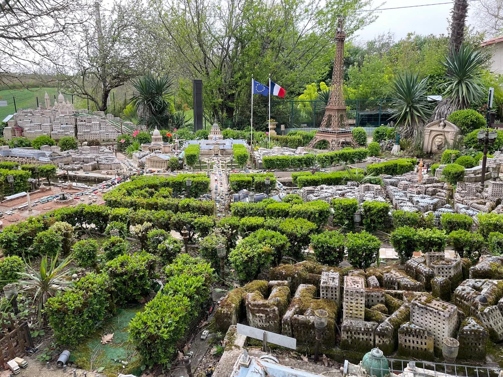 Le Petit Paris