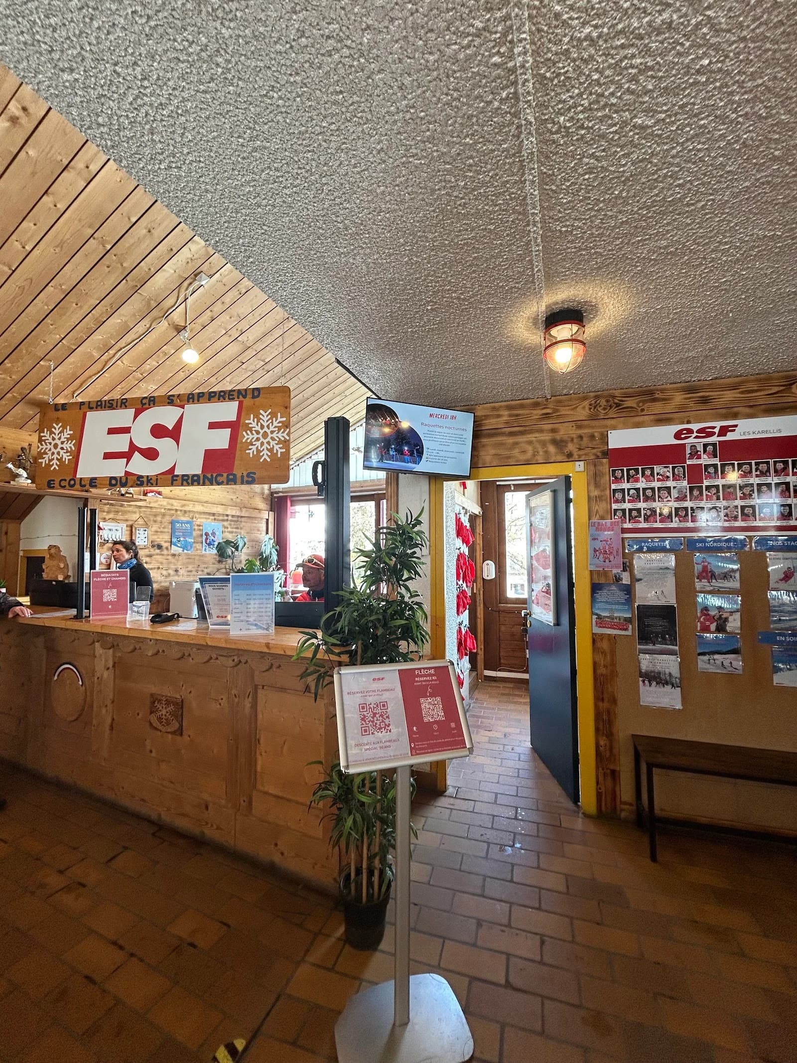 ESF karellis (les)
