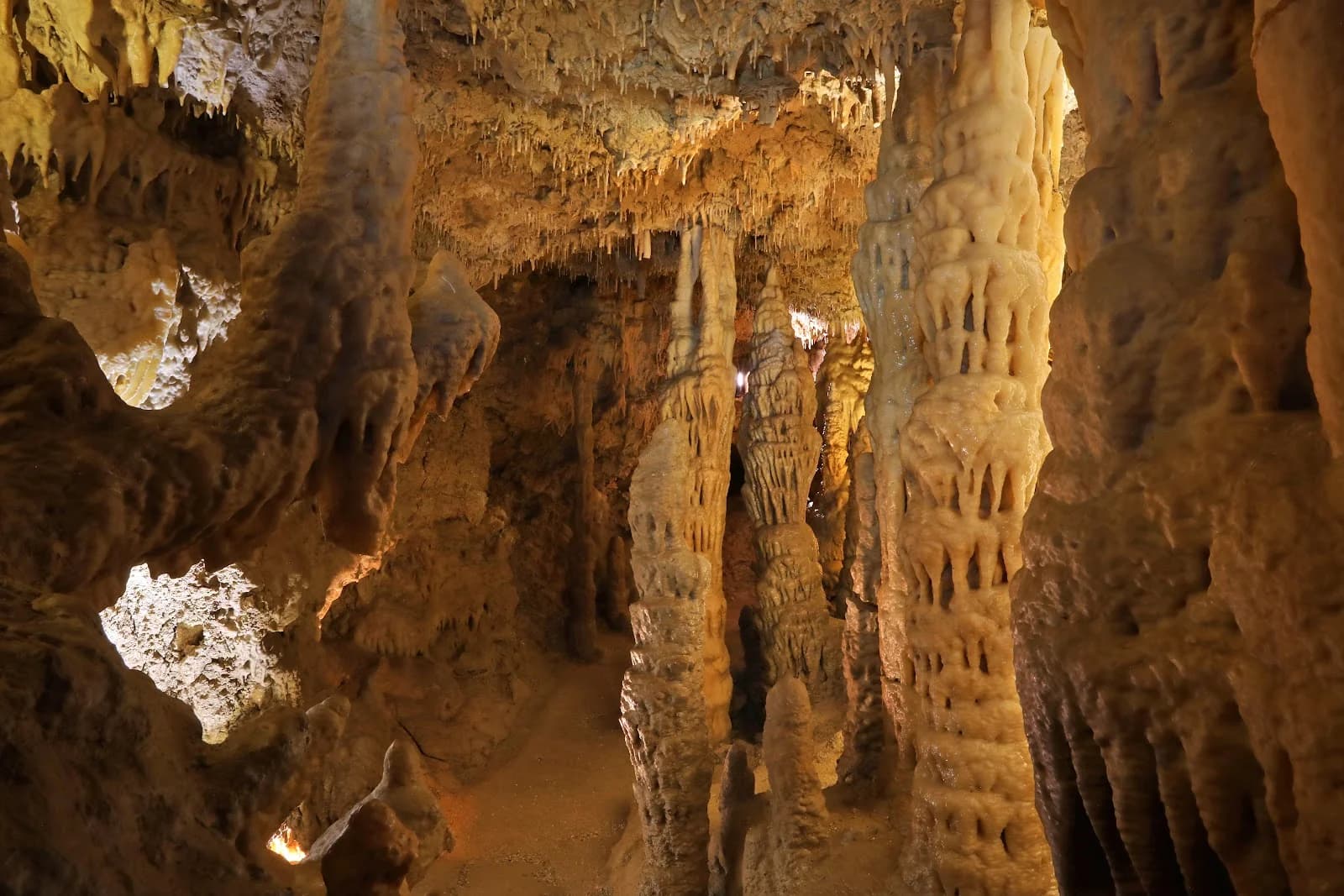 Grotte de Lastournelle
