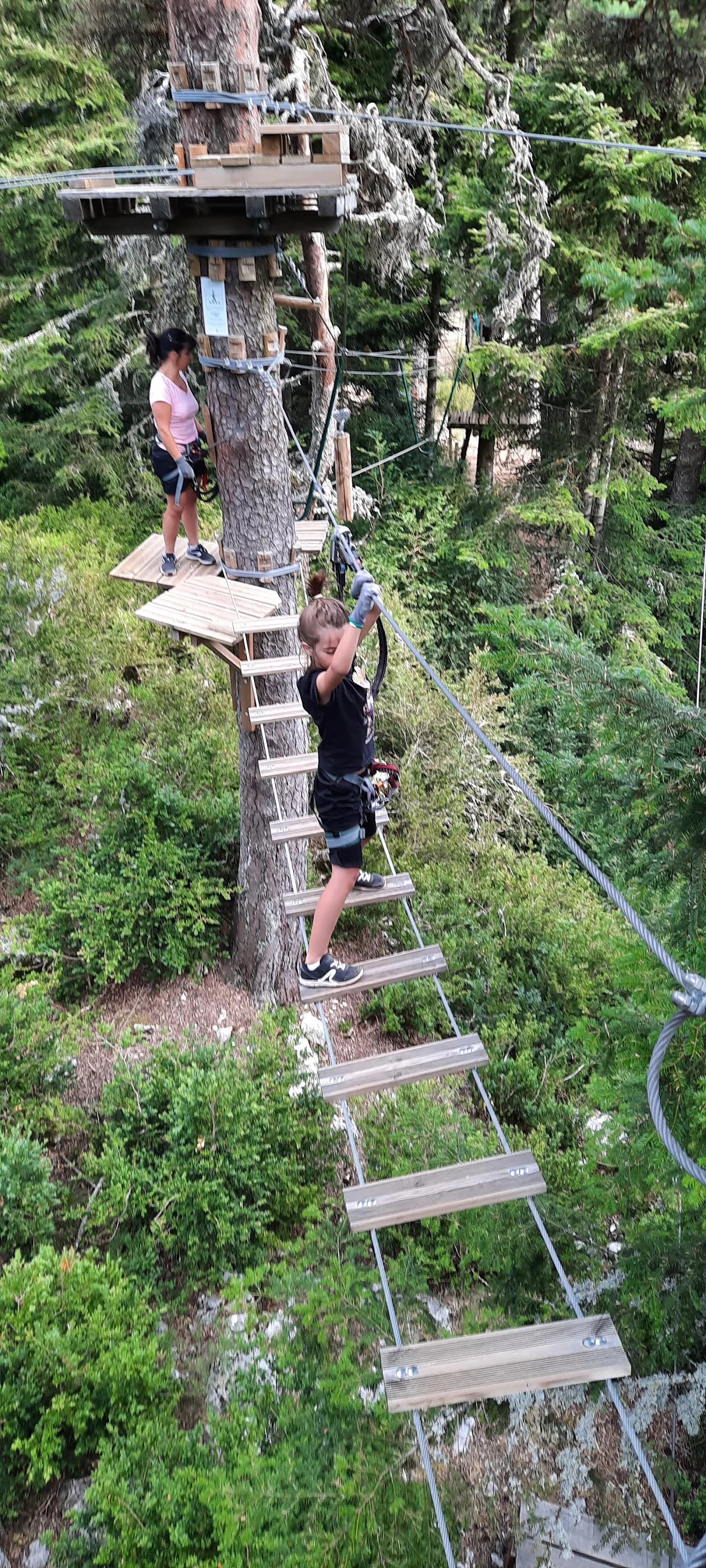 Indian Forest Le Bois Lambert Saut à l'élastique