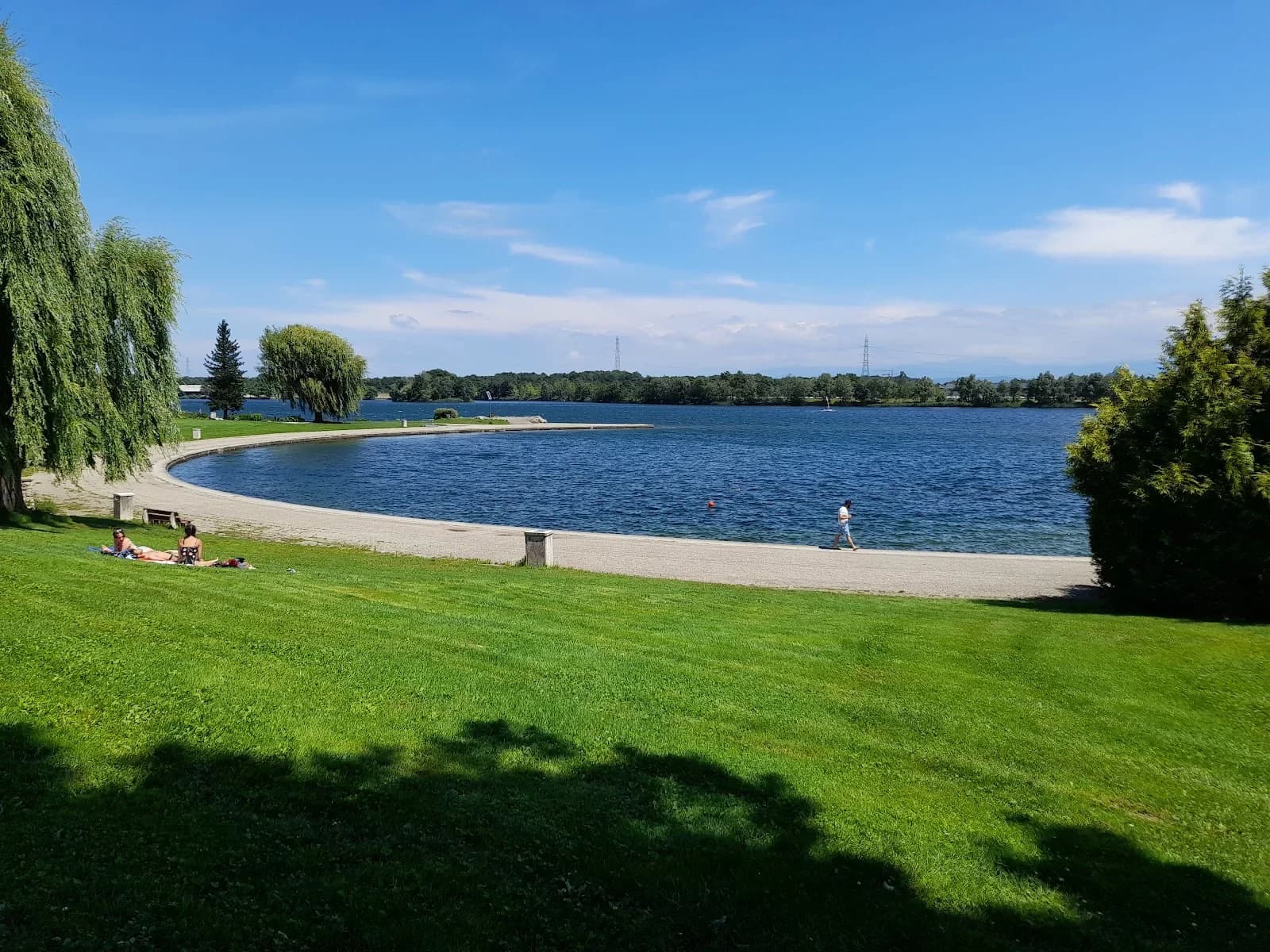 Plage du Lac de Divonne les bains