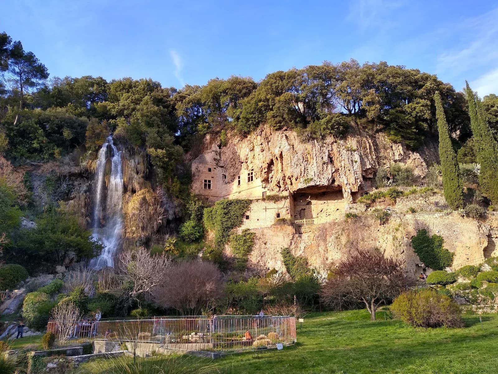 Grottes de Villecroze