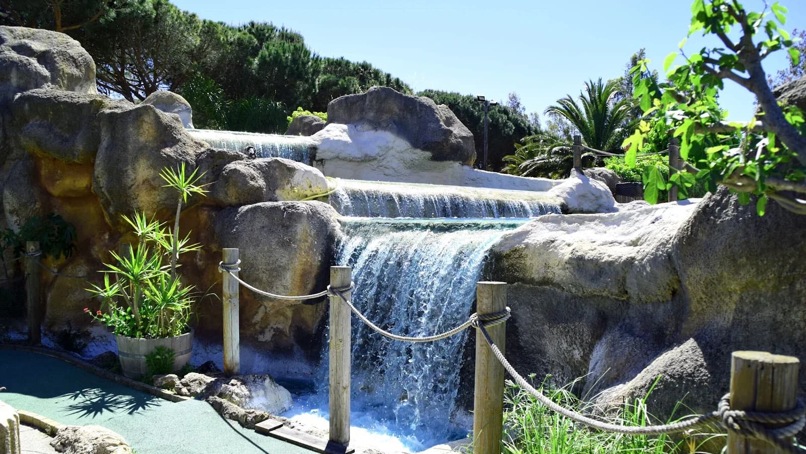 Mini golf exotique du Lavandou