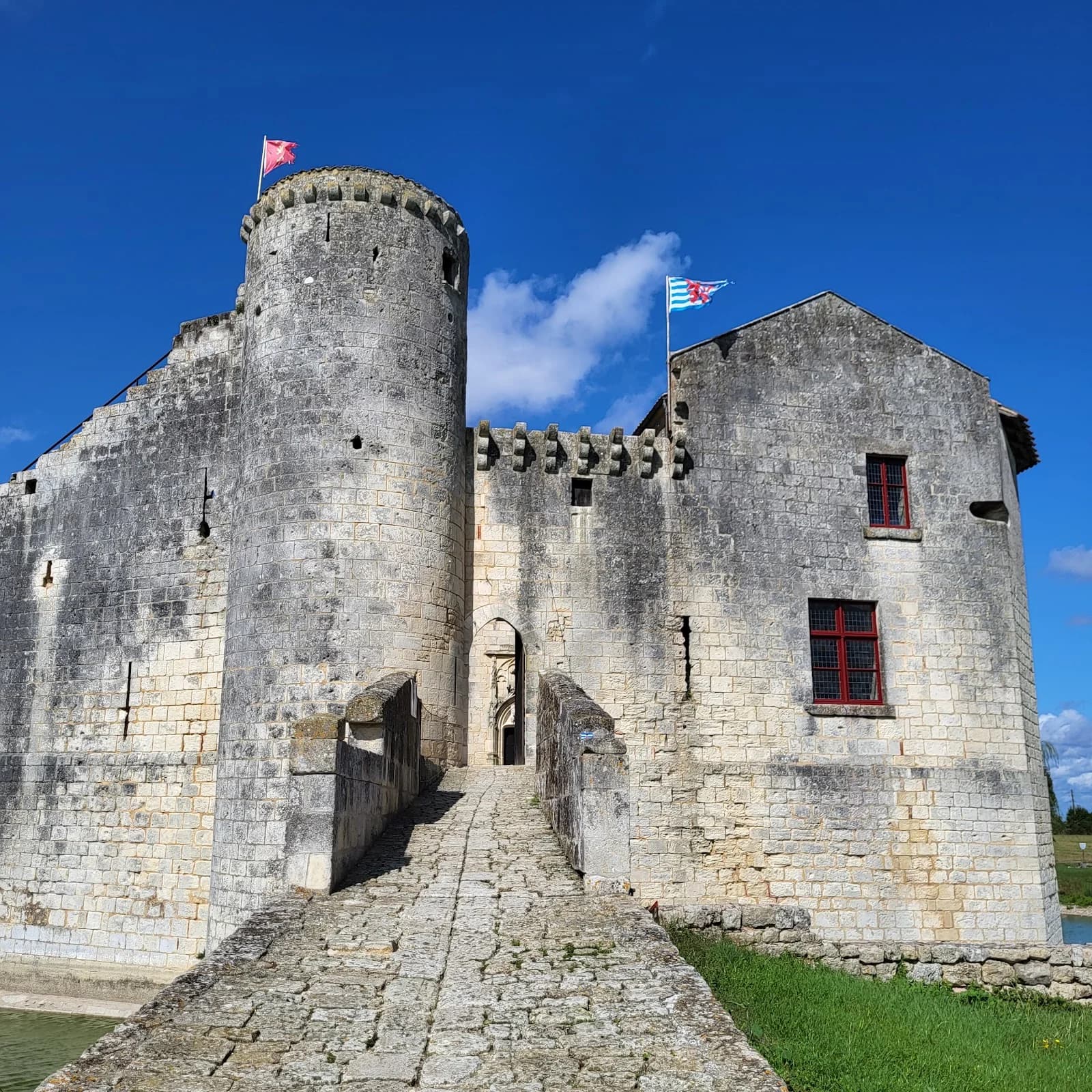 Chateau saint jean d'angle