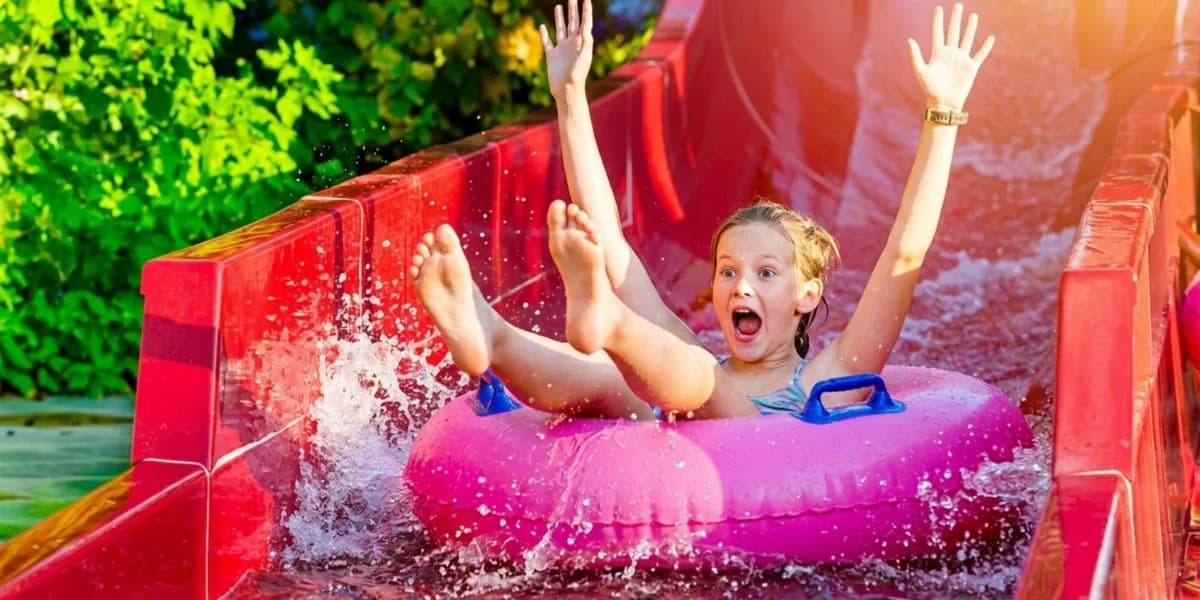 Canicule à Lyon : 2 lieux aquatiques pour s'amuser avec les enfants sans fondre ce weekend