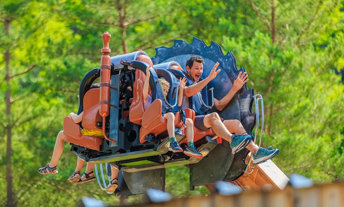 Parc d'attraction dans les Vosges : Fraispertuis en tête
