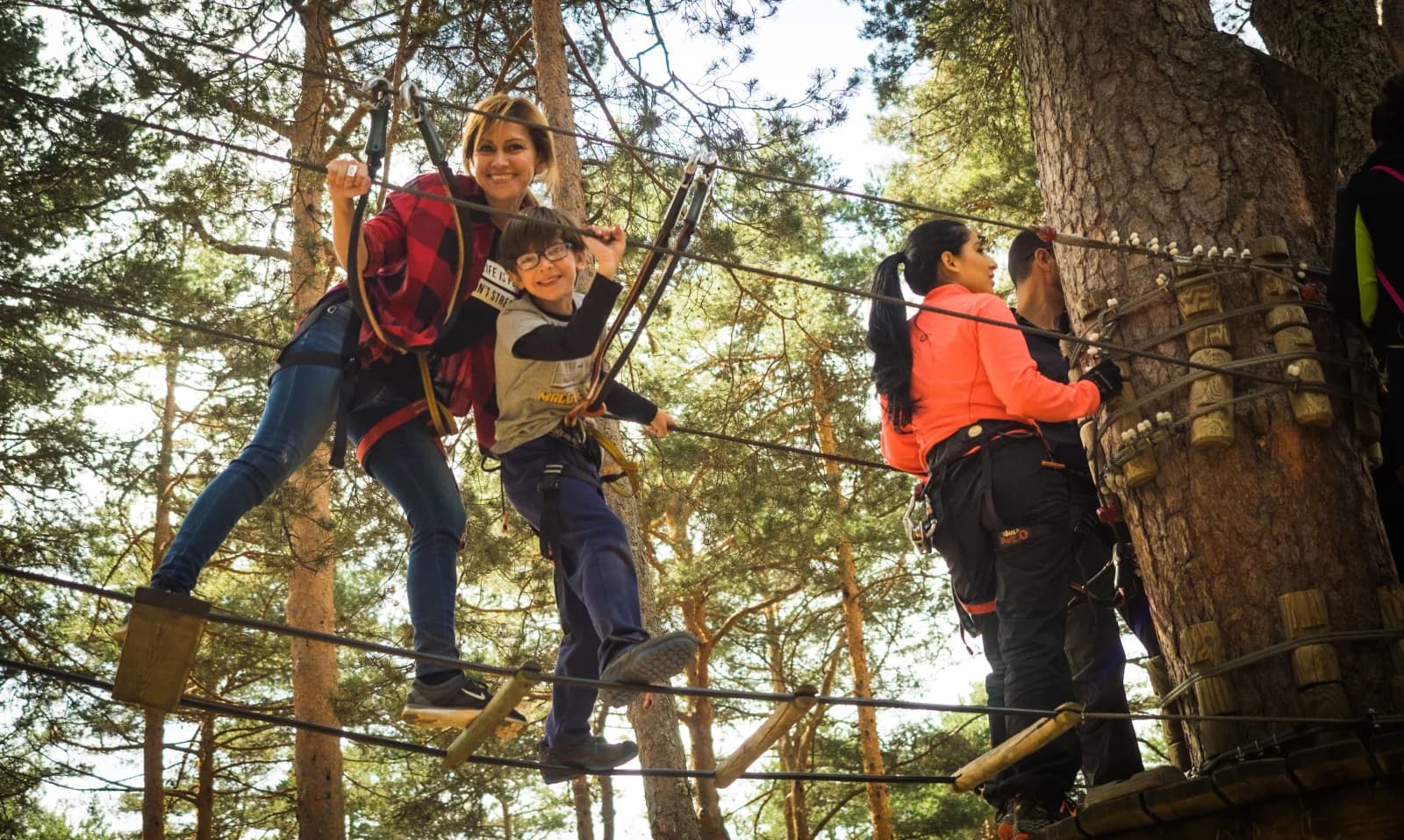 Accrobranche : tout ce qu'il faut savoir avant de se lancer