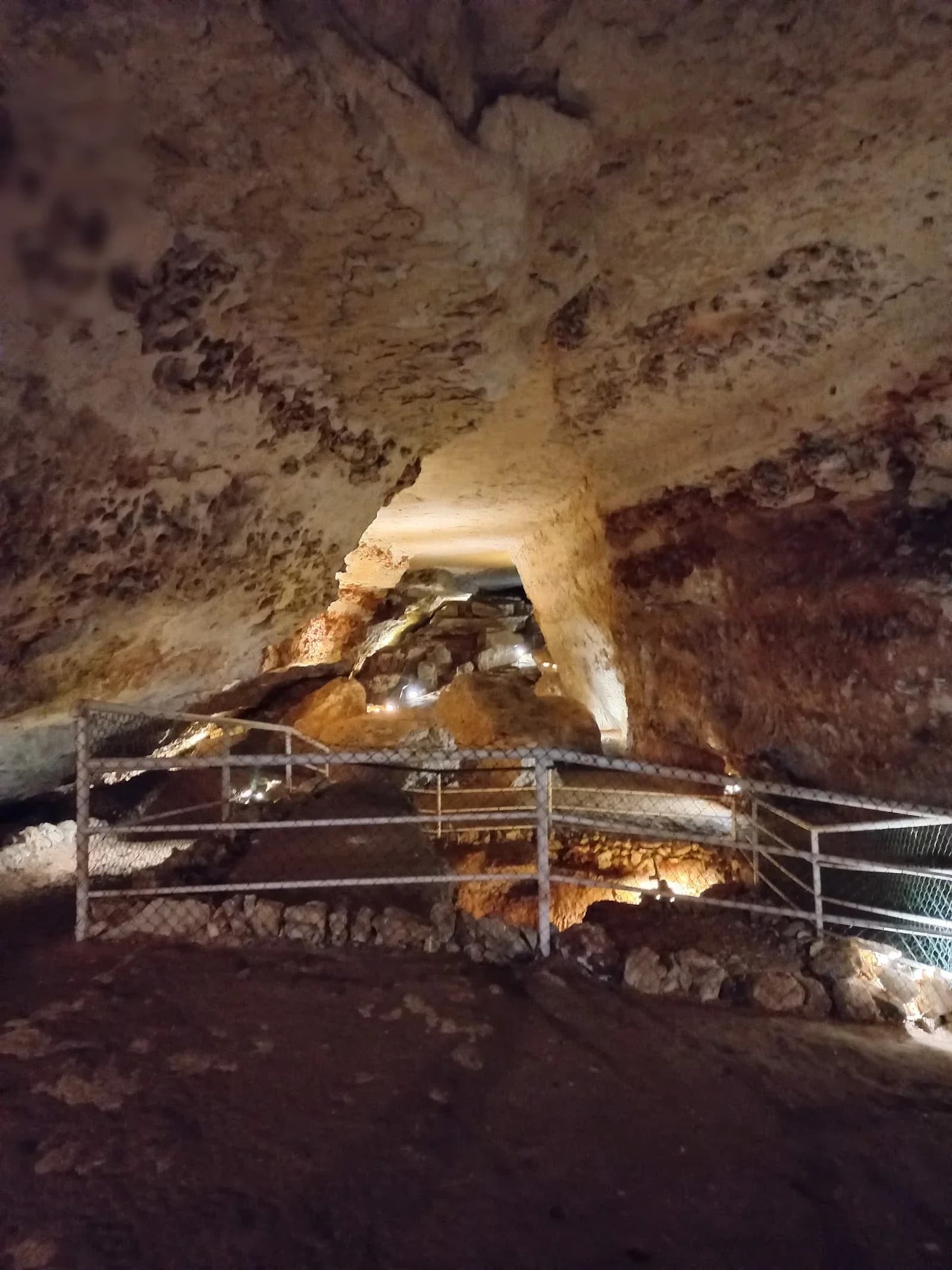Grotte de Bara-Bahau
